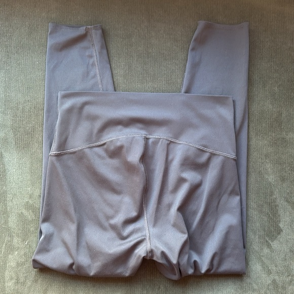 SPANX 7/8 Soft and Smooth - Picture 2 of 9